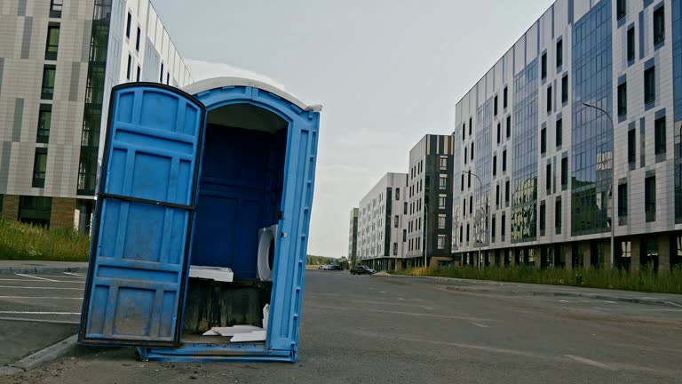Best Portable Restroom Maintenance and Cleaning  in De Leon, TX